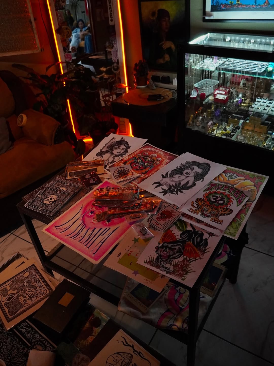 Interior del estudio de tatuaje Casa Jaguar